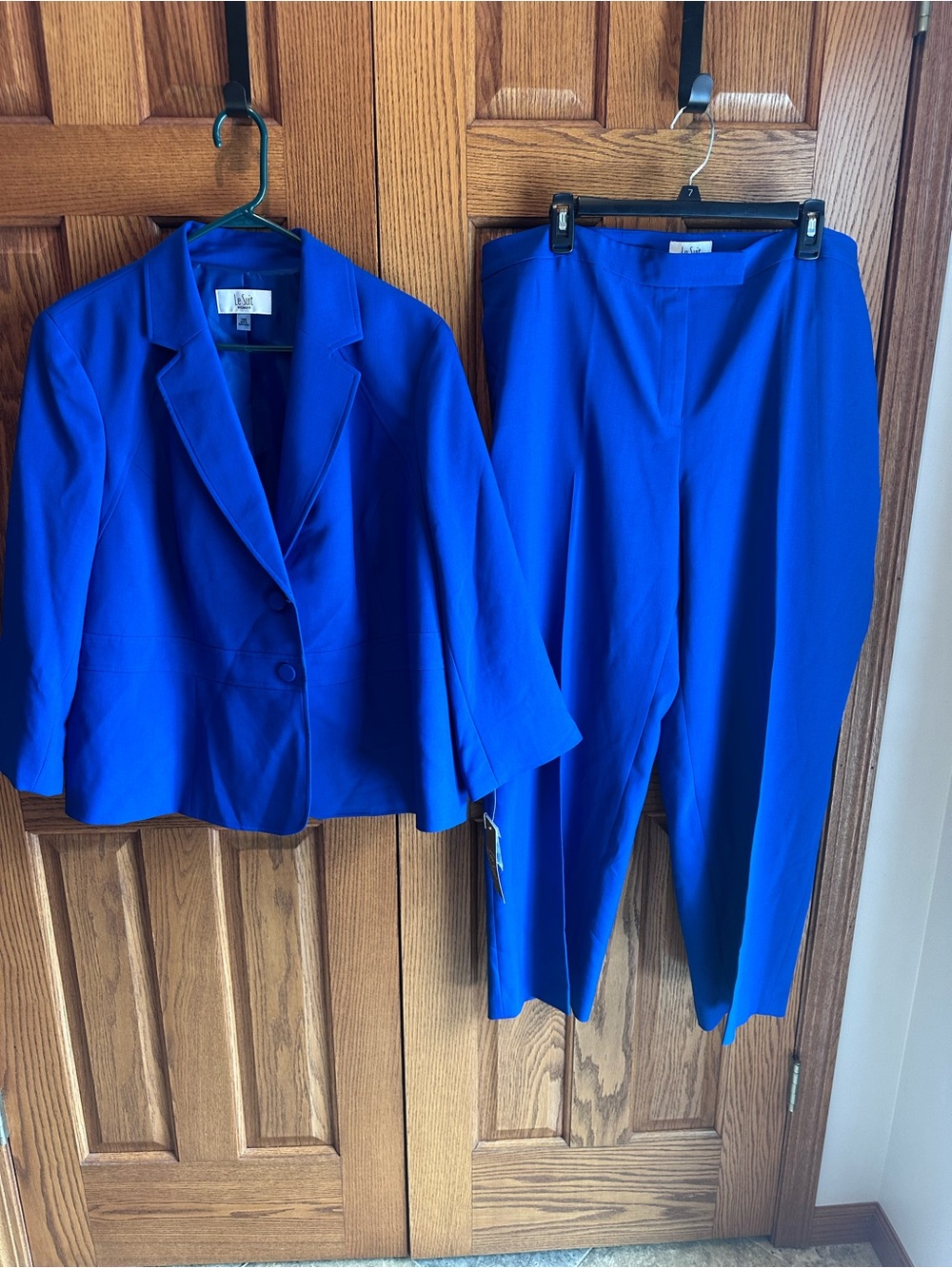 Le Suit Pantsuit Size 18W Royal Blue 2 Piece Blazer Pants Power Suit Business
